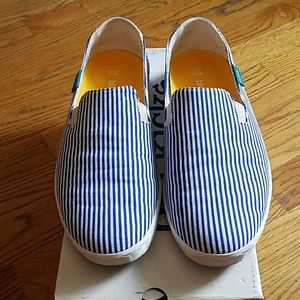 Women's Blu Kicks Panama Stripe
